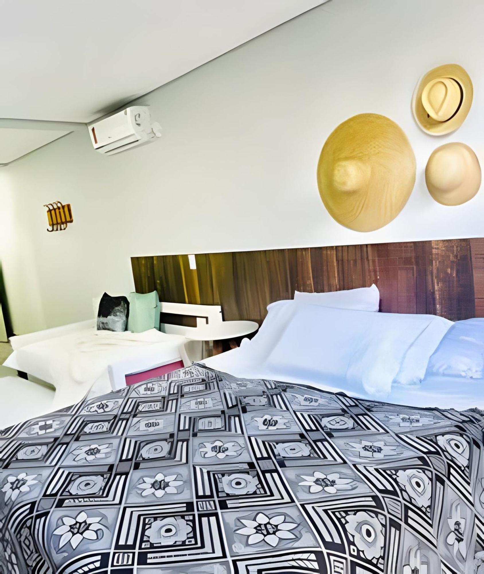 Studio Novo 200M Da Praia De Бомбиньяс Экстерьер фото