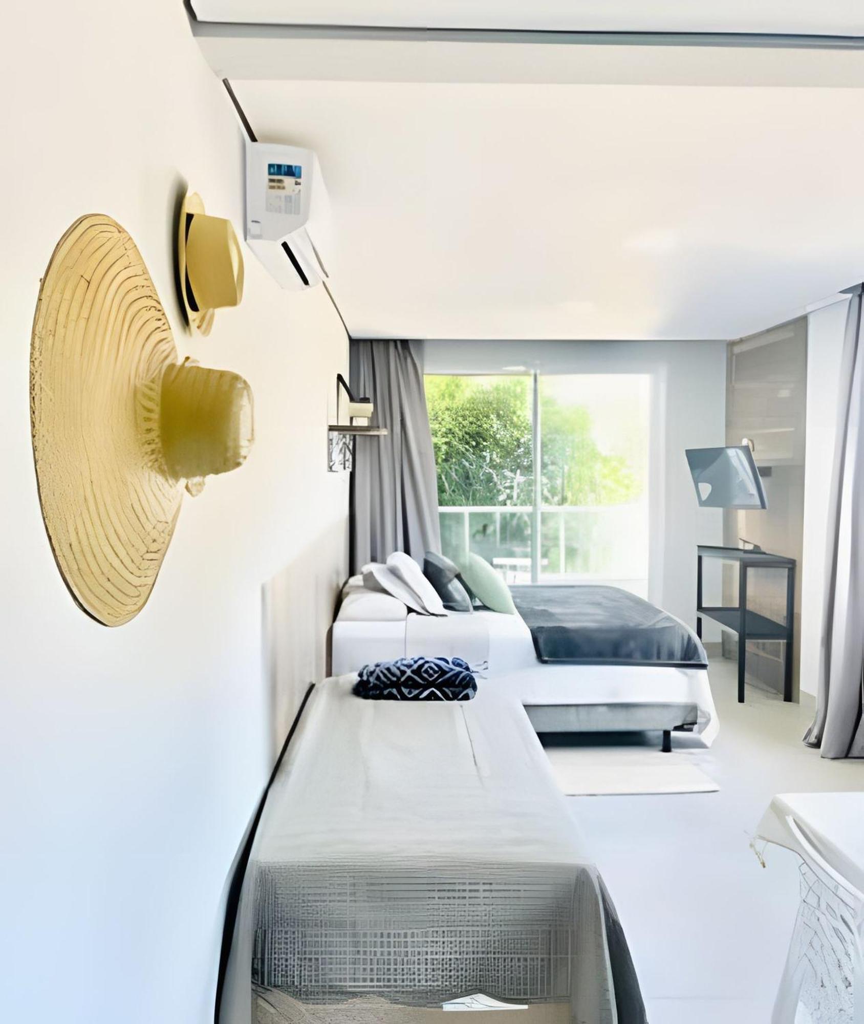 Studio Novo 200M Da Praia De Бомбиньяс Экстерьер фото